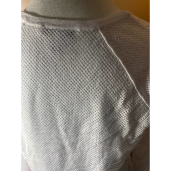 Tribal Long Sleeved Mesh Top NWT! - Picture 9 of 11